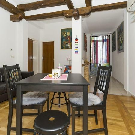 Little Place Near Sea Apartman Apartamento Jesenice  Exterior foto